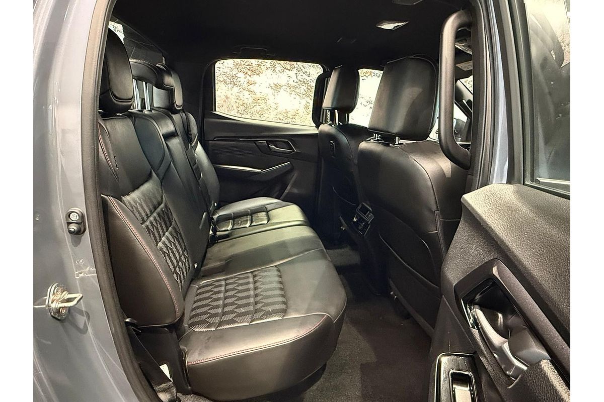 2024 Isuzu D-MAX X-TERRAIN 4X4