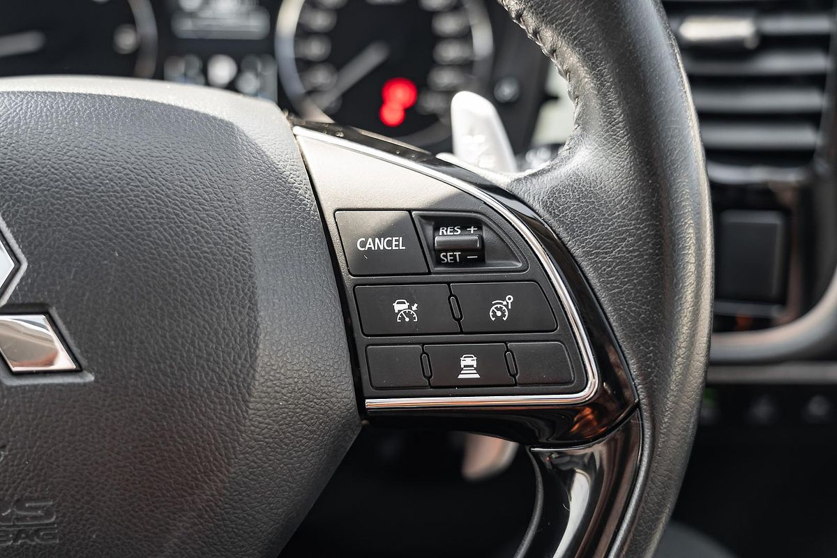 2019 Mitsubishi Outlander Exceed ZL