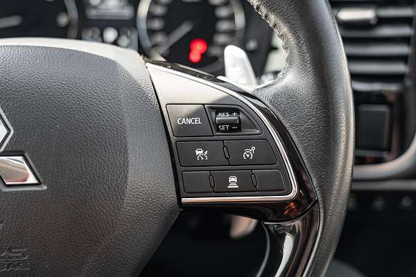 2019 Mitsubishi Outlander Exceed ZL