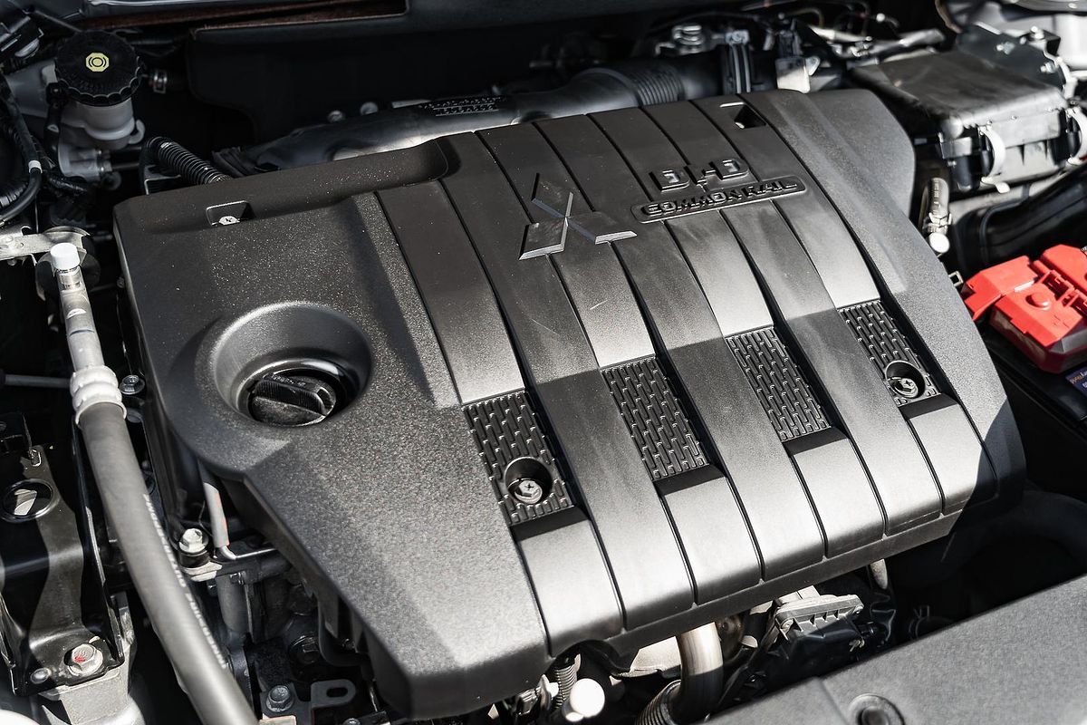 2019 Mitsubishi Outlander Exceed ZL