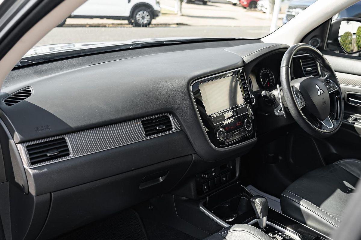 2019 Mitsubishi Outlander Exceed ZL
