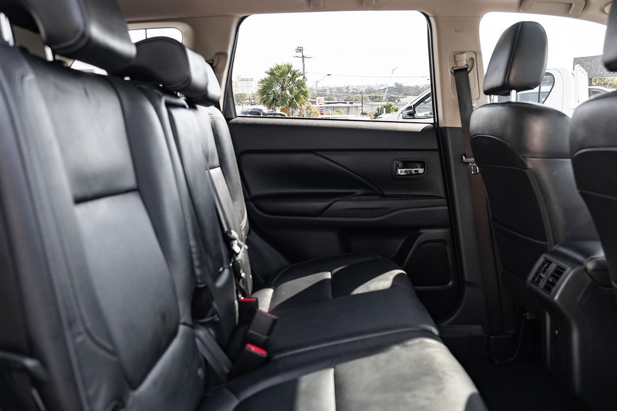 2019 Mitsubishi Outlander Exceed ZL