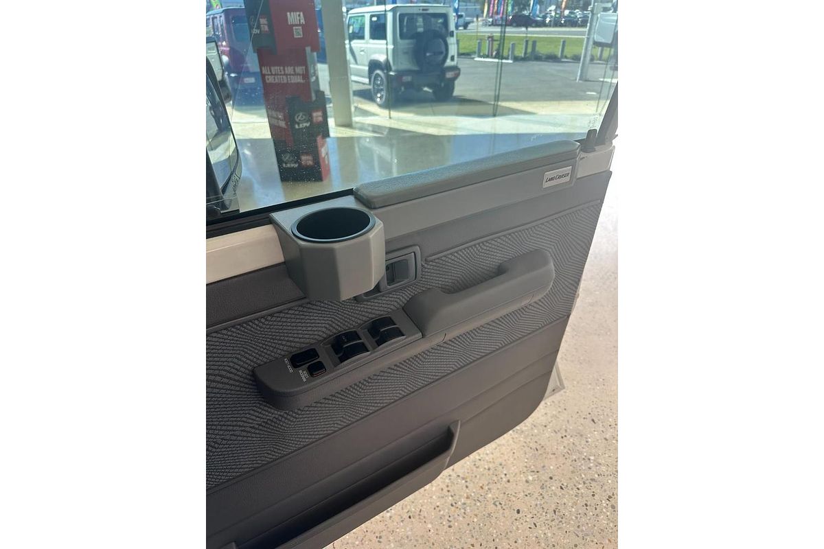 2013 Toyota Landcruiser Workmate VDJ79R 4X4