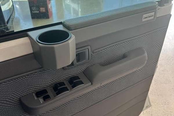 2013 Toyota Landcruiser Workmate VDJ79R 4X4