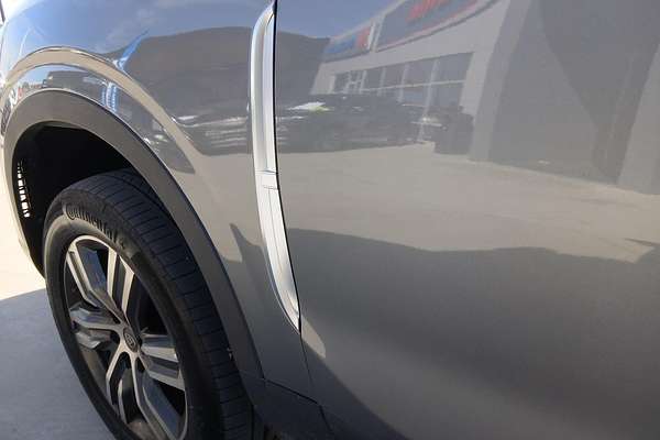 2022 LDV D90 Executive SV9A