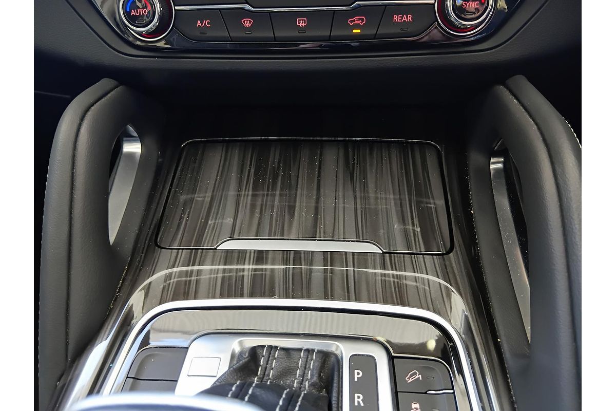 2022 LDV D90 Executive SV9A