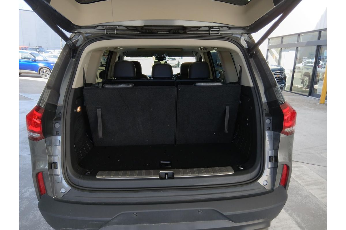 2022 LDV D90 Executive SV9A