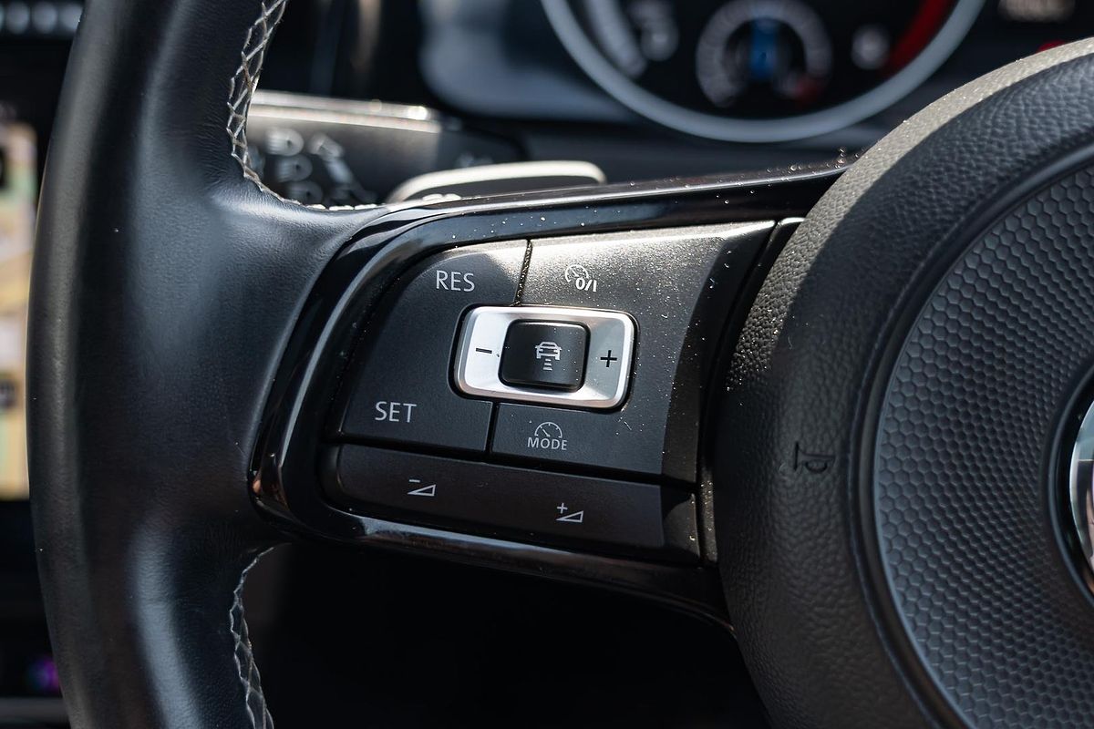 2018 Volkswagen Golf R 7.5