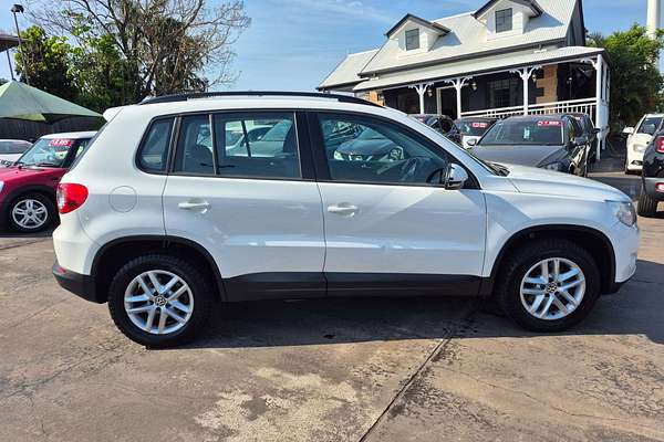 2009 Volkswagen Tiguan 103TDI 5N
