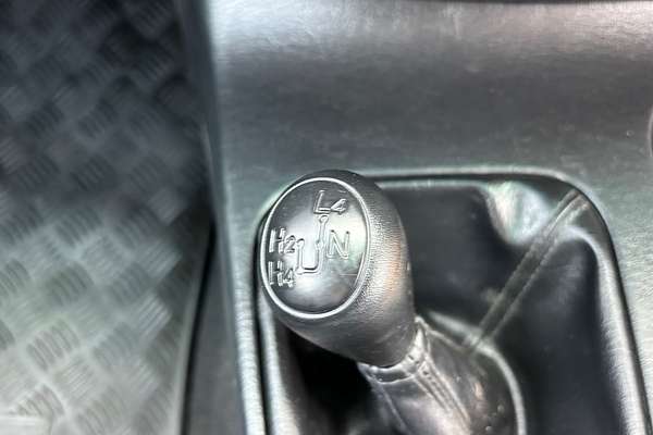 2015 Toyota Hilux SR KUN26R 4X4