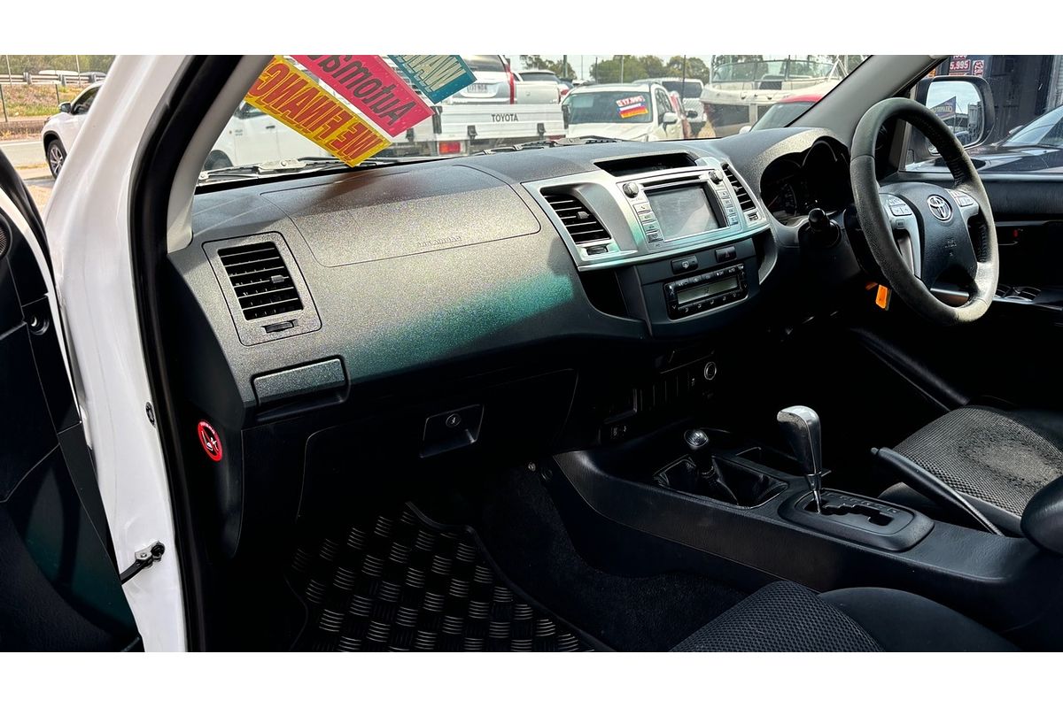 2015 Toyota Hilux SR KUN26R 4X4