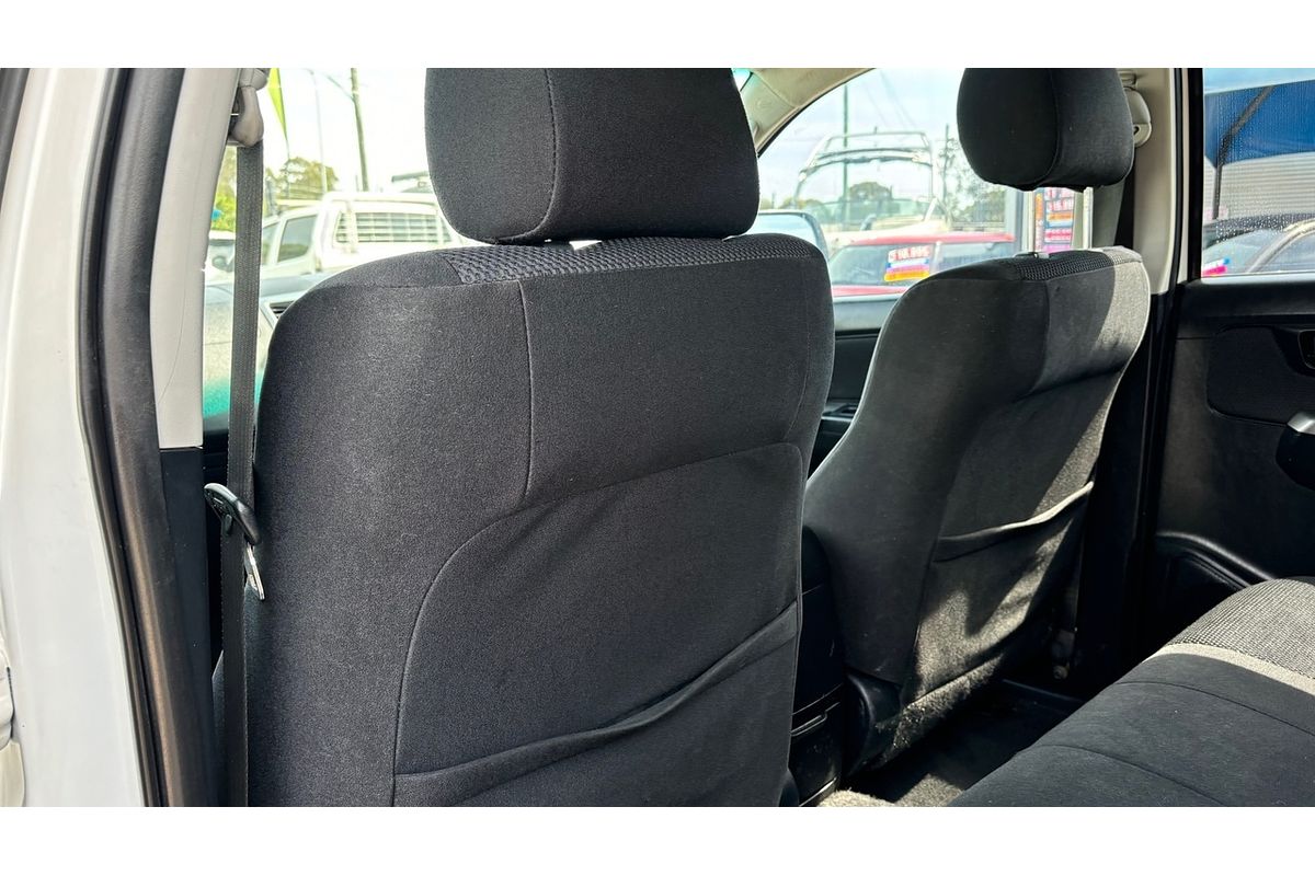 2015 Toyota Hilux SR KUN26R 4X4