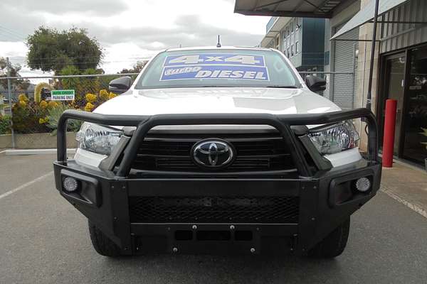 2021 Toyota Hilux SR GUN126R 4X4