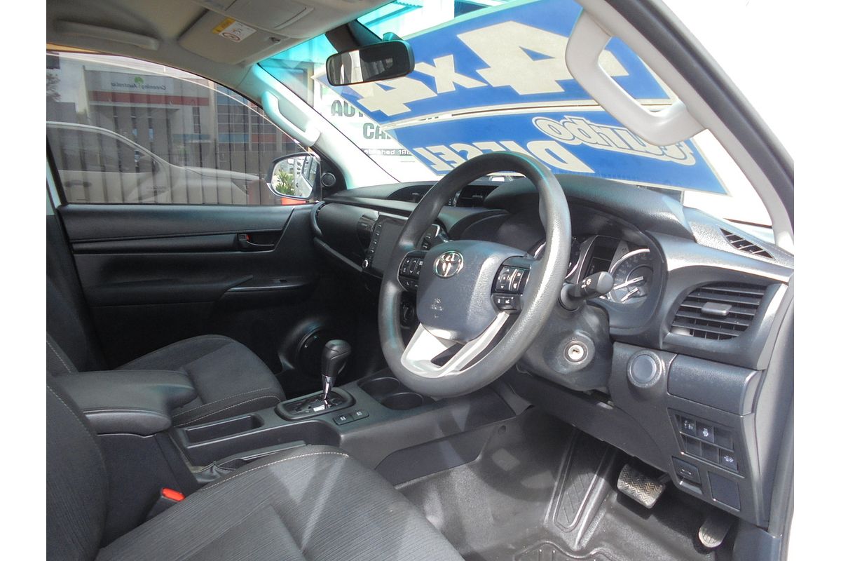 2021 Toyota Hilux SR GUN126R 4X4