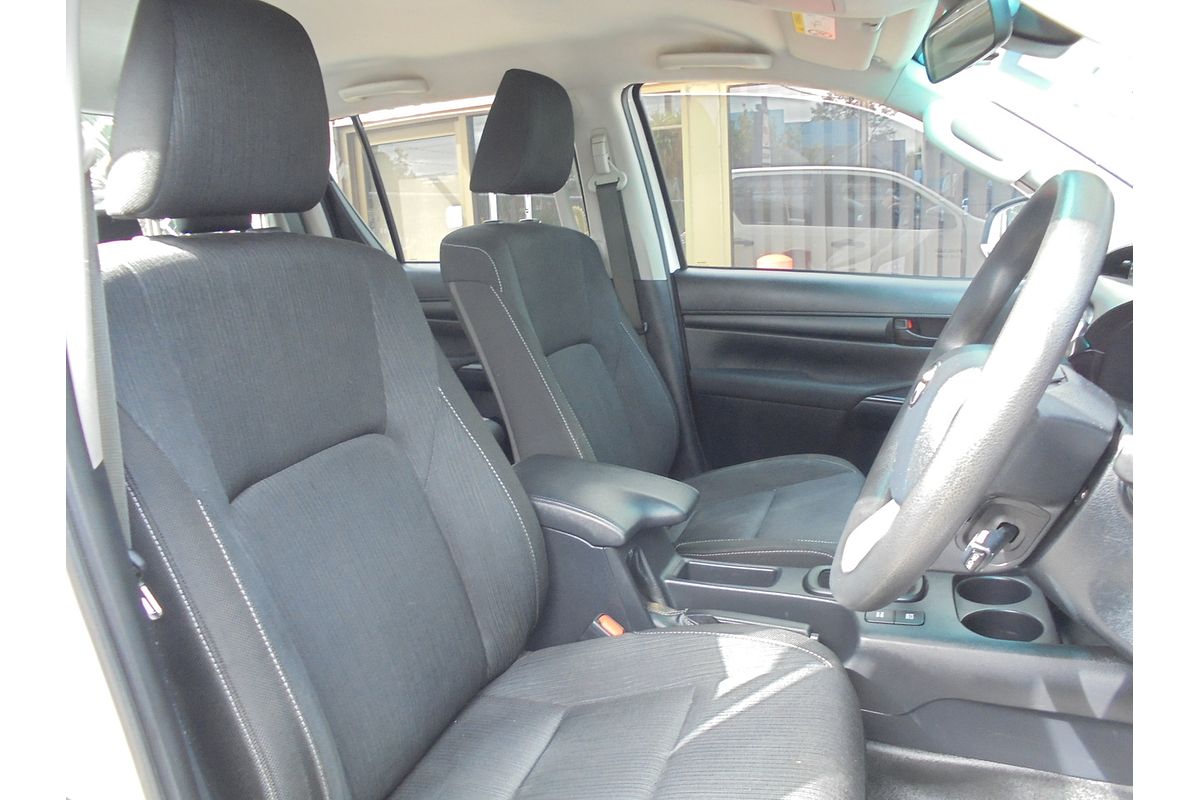 2021 Toyota Hilux SR GUN126R 4X4