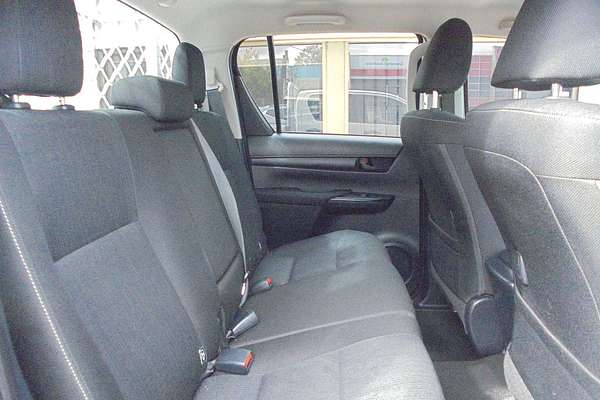2021 Toyota Hilux SR GUN126R 4X4