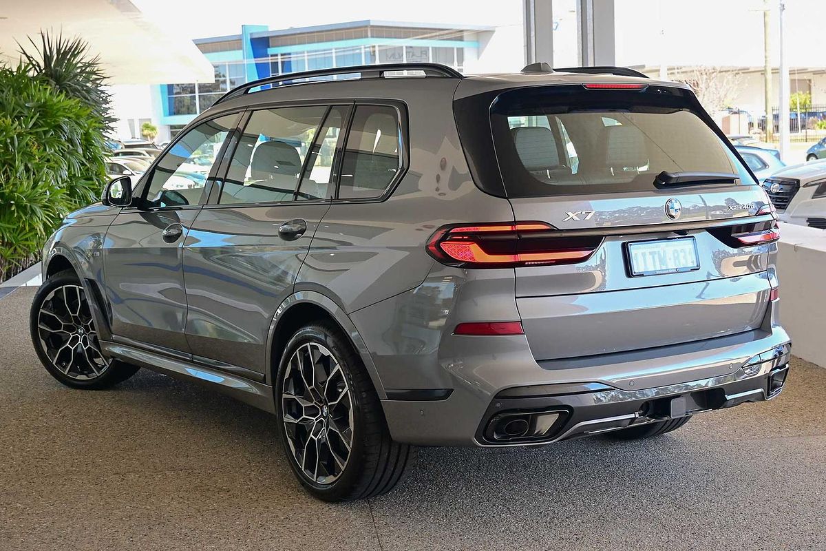 2025 BMW X7 xDrive40d M Sport G07 LCI