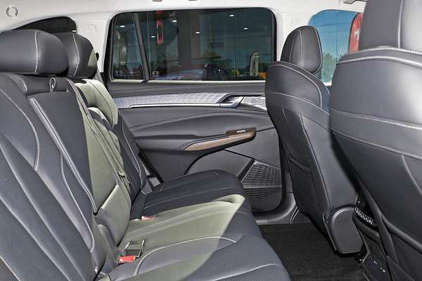 2025 MG QS Essence IS31