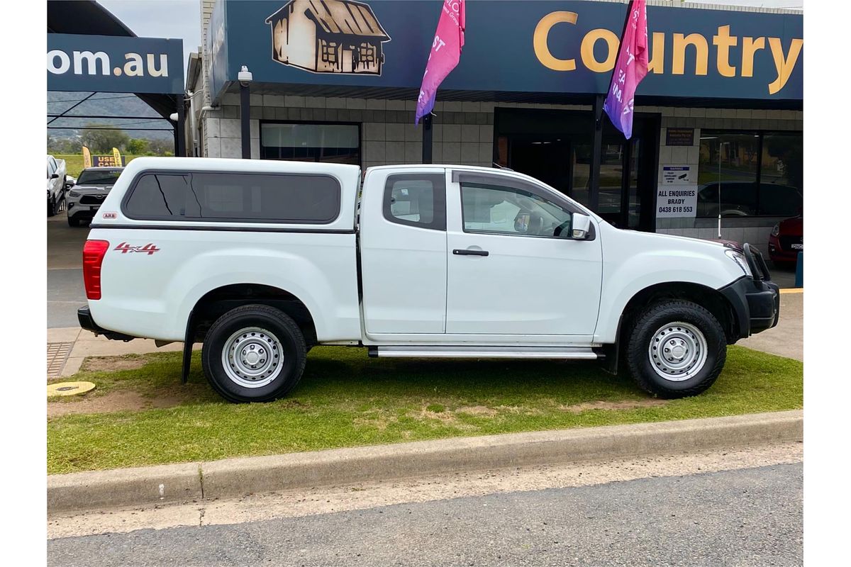 2013 Isuzu D-MAX SX