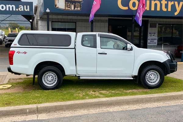 2013 Isuzu D-MAX SX