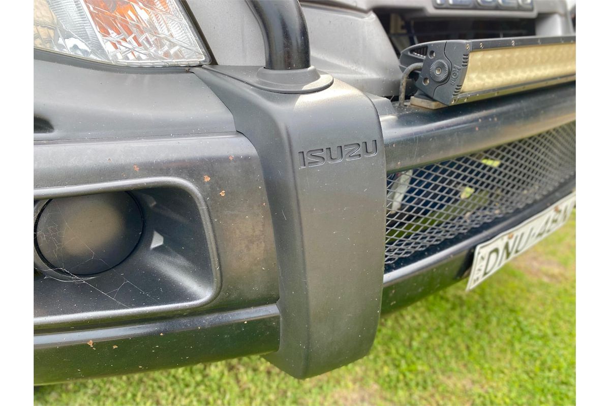 2013 Isuzu D-MAX SX