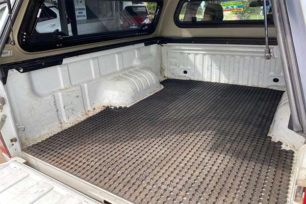 2013 Isuzu D-MAX SX