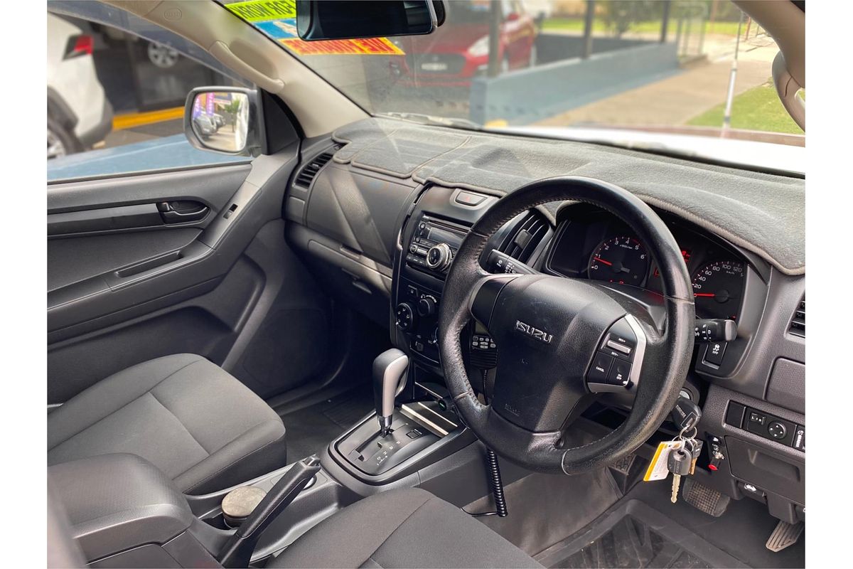 2013 Isuzu D-MAX SX