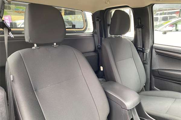 2013 Isuzu D-MAX SX