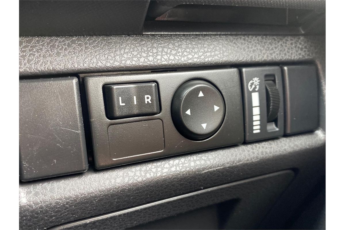 2013 Isuzu D-MAX SX