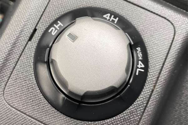 2013 Isuzu D-MAX SX