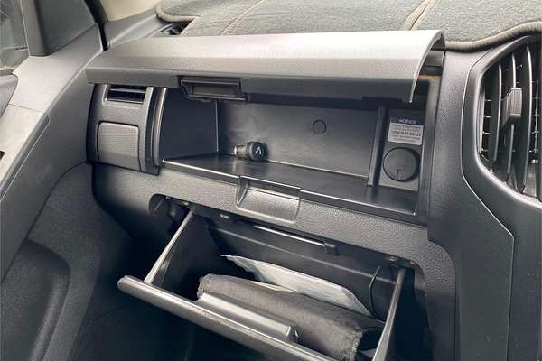 2013 Isuzu D-MAX SX