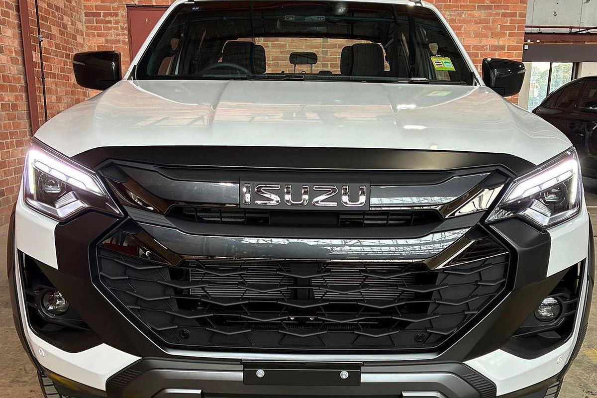 2025 Isuzu D-MAX X-TERRAIN 4X4