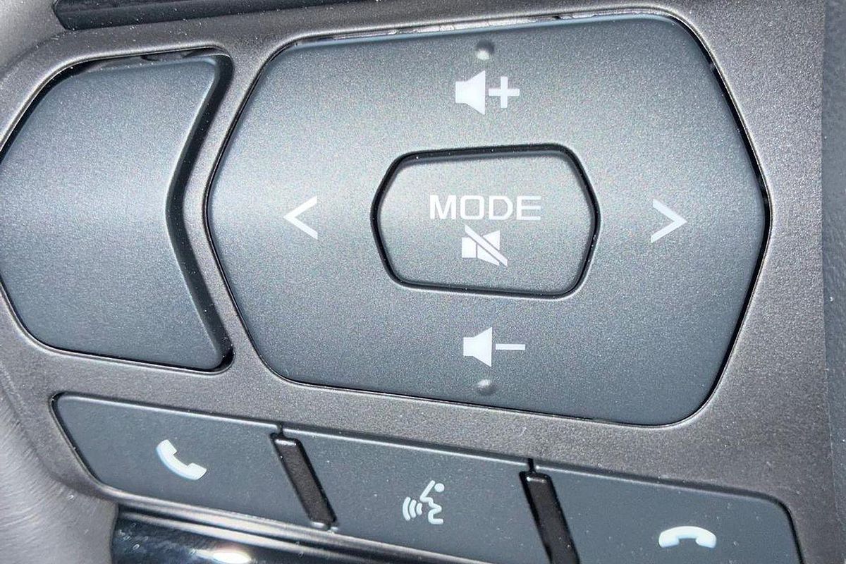 2025 Isuzu D-MAX X-TERRAIN 4X4