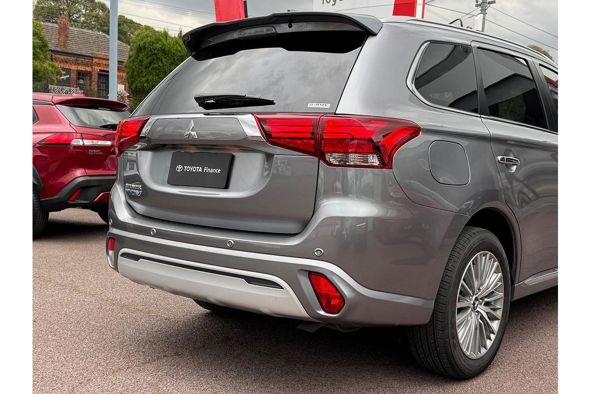 2020 Mitsubishi Outlander PHEV Exceed ZL