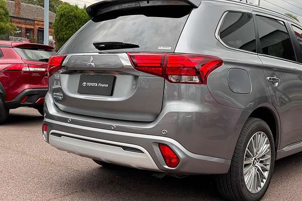 2020 Mitsubishi Outlander PHEV Exceed ZL