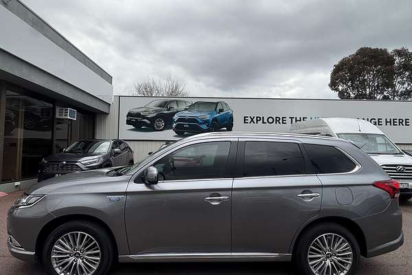 2020 Mitsubishi Outlander PHEV Exceed ZL