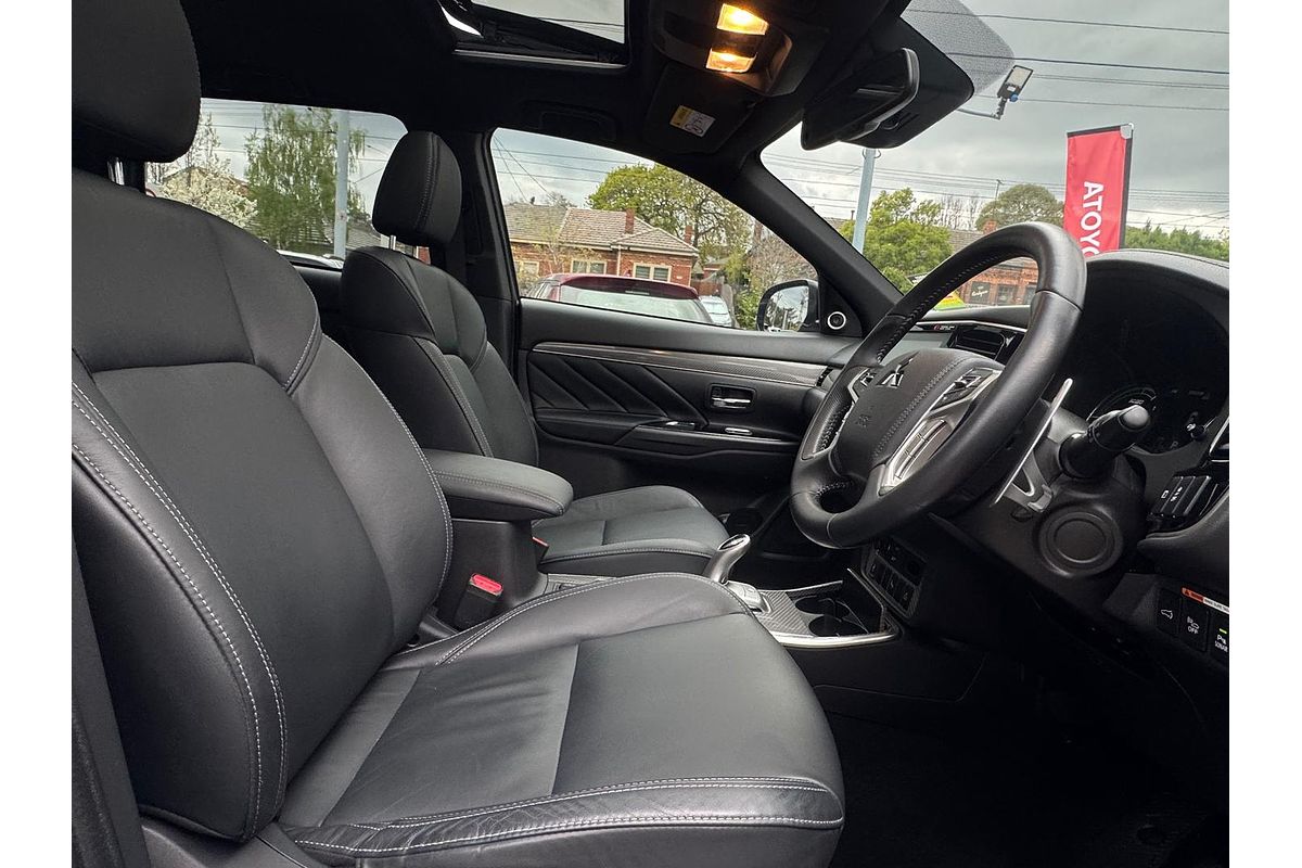 2020 Mitsubishi Outlander PHEV Exceed ZL