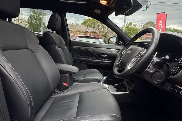 2020 Mitsubishi Outlander PHEV Exceed ZL