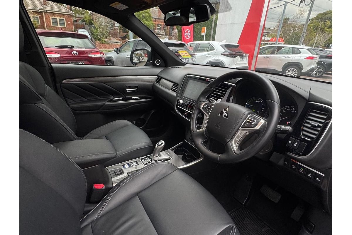 2020 Mitsubishi Outlander PHEV Exceed ZL