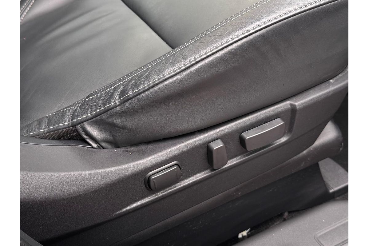 2020 Mitsubishi Outlander PHEV Exceed ZL