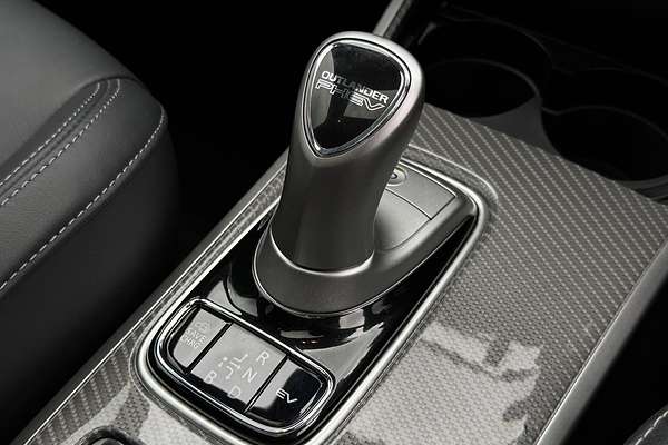 2020 Mitsubishi Outlander PHEV Exceed ZL