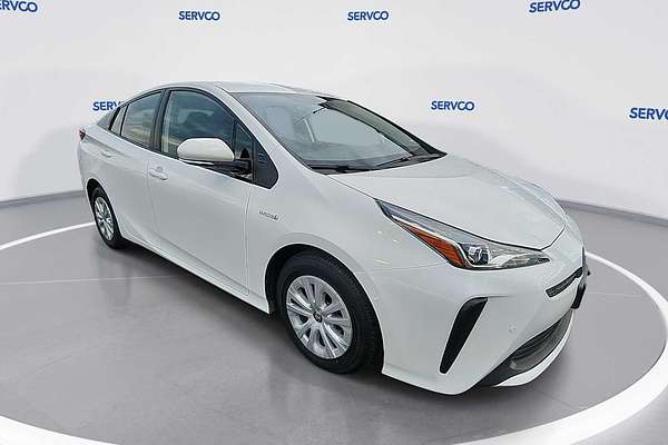 2022 Toyota Prius LE