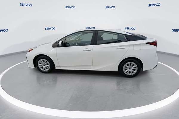 2022 Toyota Prius LE