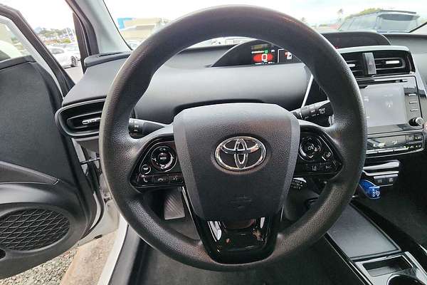 2022 Toyota Prius LE