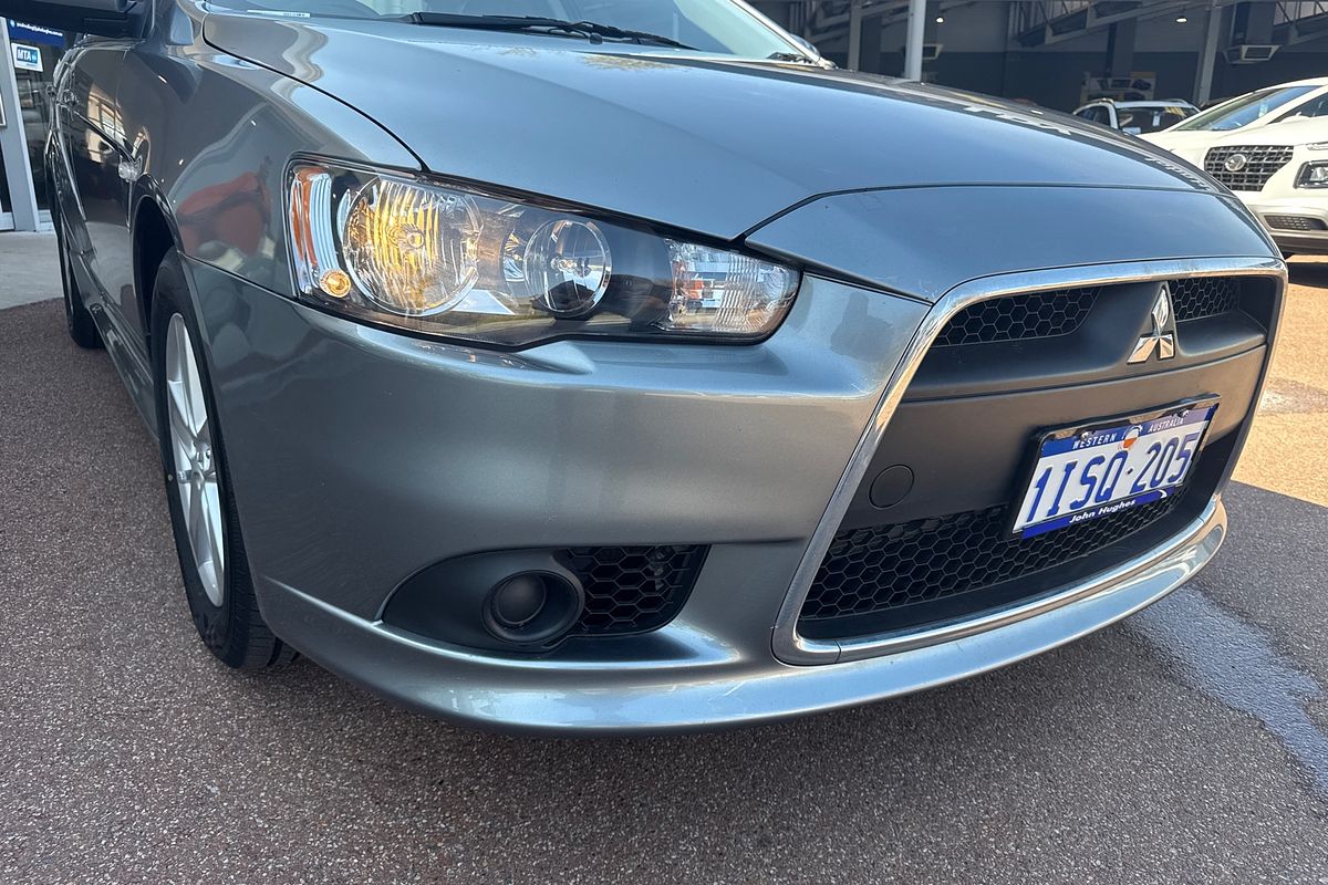 2013 Mitsubishi Lancer ES CJ