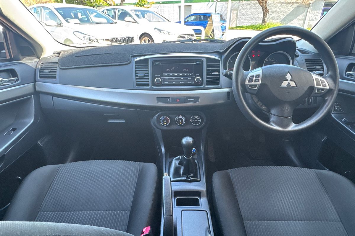 2013 Mitsubishi Lancer ES CJ
