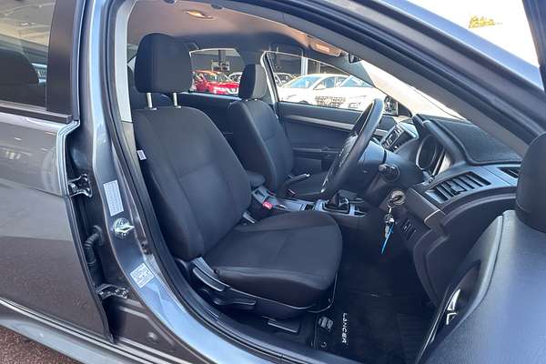2013 Mitsubishi Lancer ES CJ