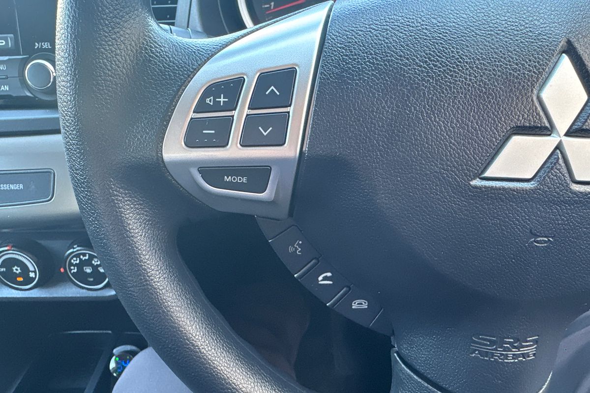 2013 Mitsubishi Lancer ES CJ