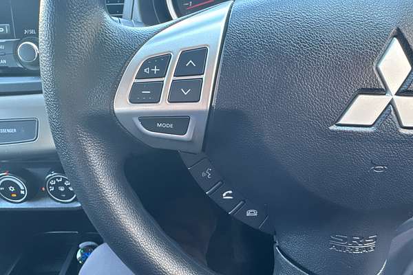 2013 Mitsubishi Lancer ES CJ