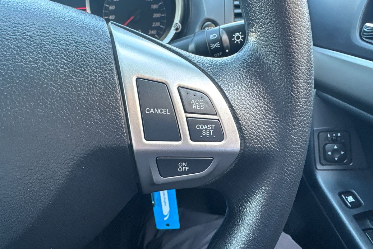 2013 Mitsubishi Lancer ES CJ
